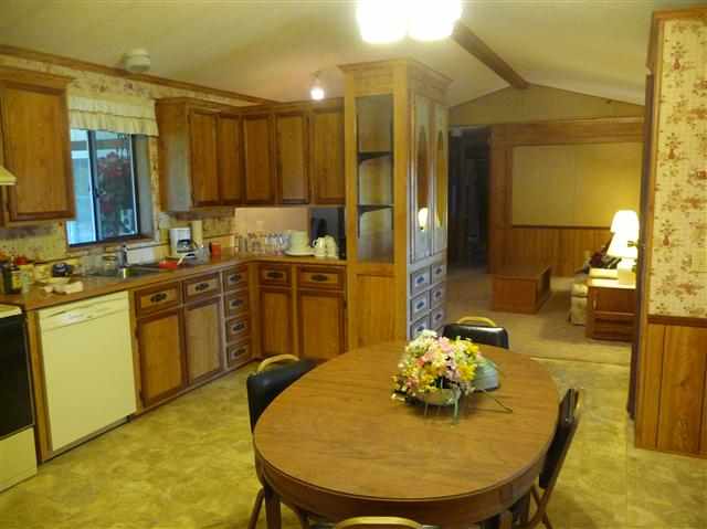 131 Allen Rd - Photo 3
