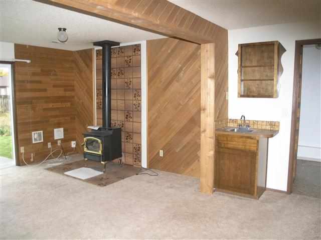 2130 E 48th Ave - Photo 4