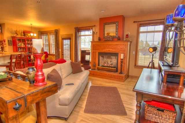 1436 E 4th St - Photo 6