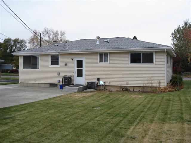 1013 W Avon Ave - Photo 9