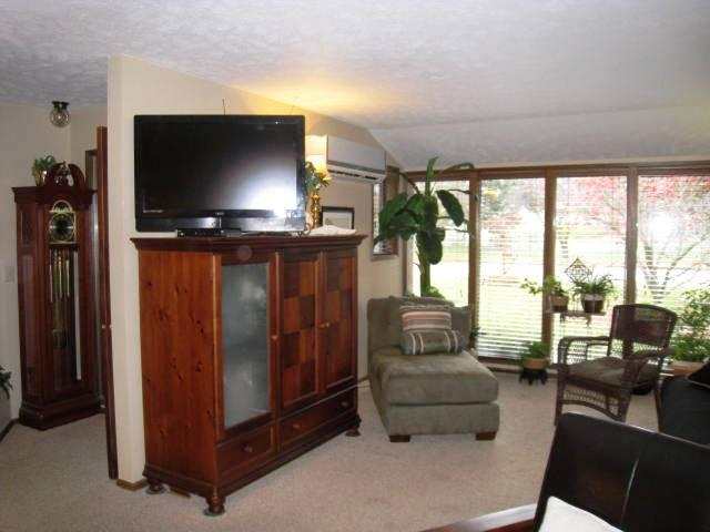 11711 E 25th - Photo 4