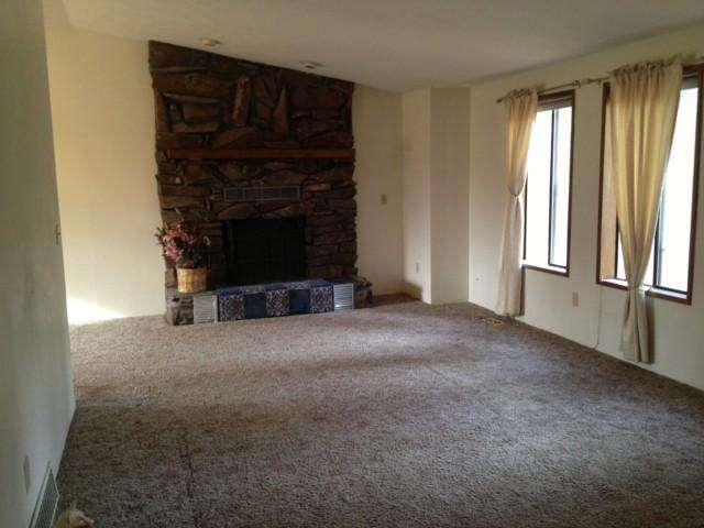 3605 E Center Rd - Photo 3
