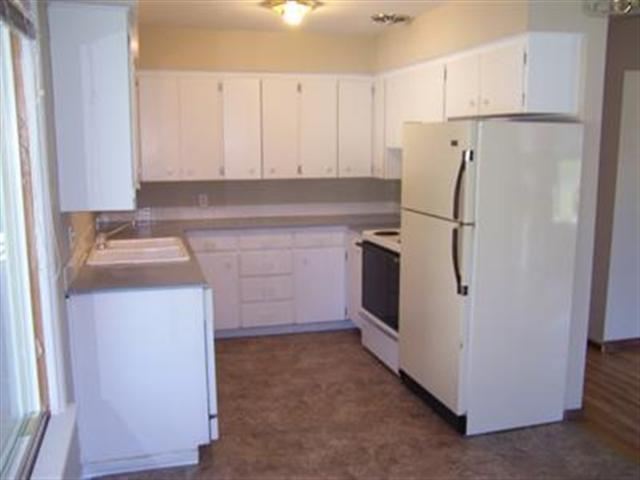 4007 W Olympic Ave - Photo 4