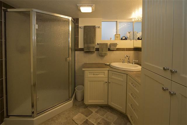 1012 E Sharp Ave - Photo 9