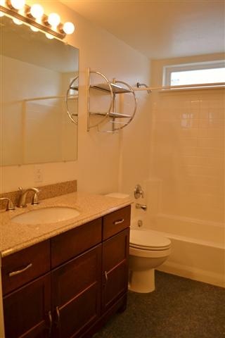 2626 W Everett Ave - Photo 5