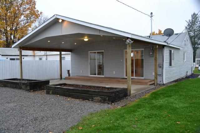 2626 W Everett Ave - Photo 8