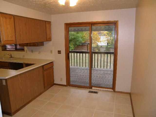 4427 S Cook St - Photo 3