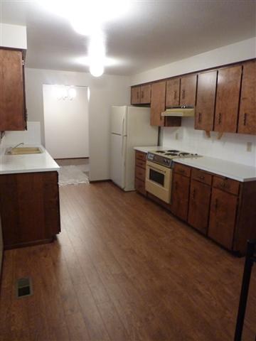 14207 E Boone Ave - Photo 3