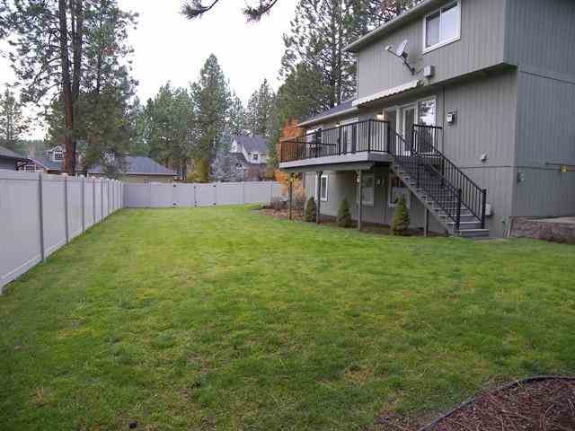 11306 N Normandie St - Photo 9