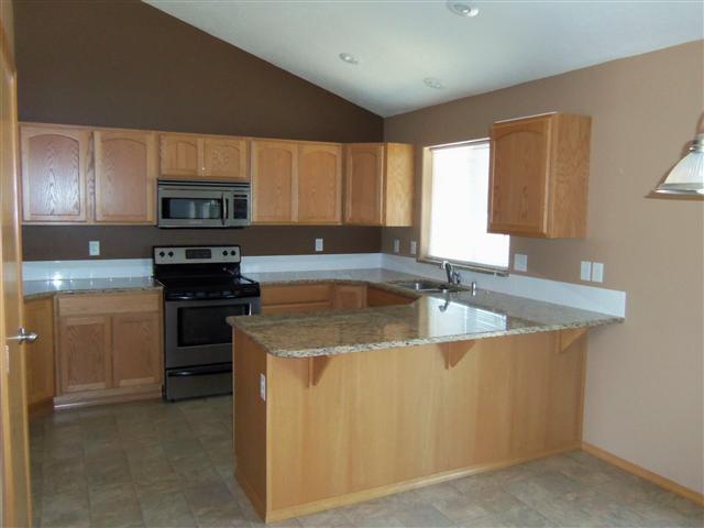 2204 Sunrise Dr - Photo 3