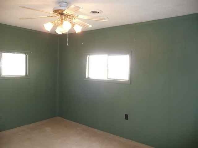 460 NE Jump St - Photo 6