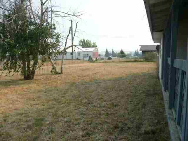 460 NE Jump St - Photo 9