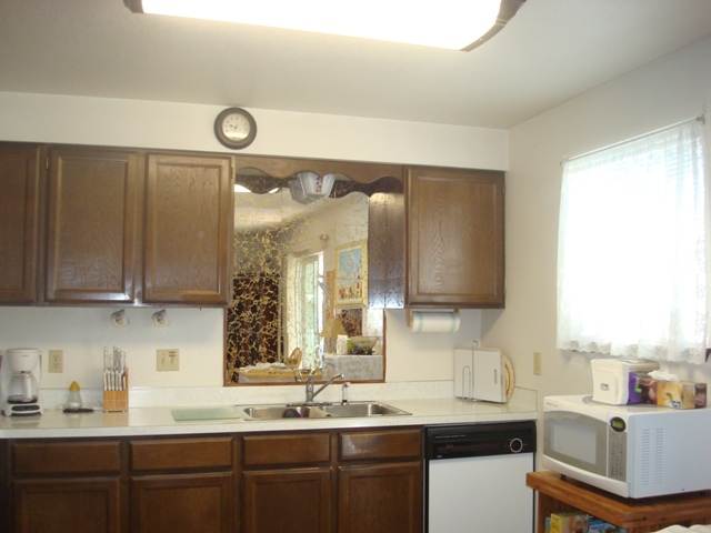 3418 E 26th Ave - Photo 3