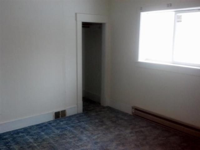 500 W 3rd St - Photo 7