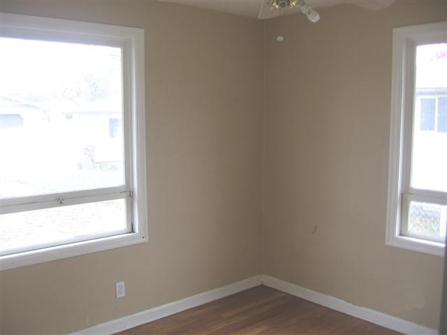 215 W Amherst Ct - Photo 5