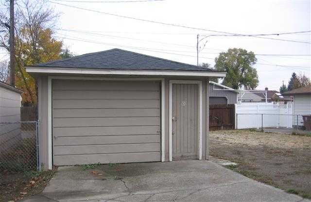 215 W Amherst Ct - Photo 9
