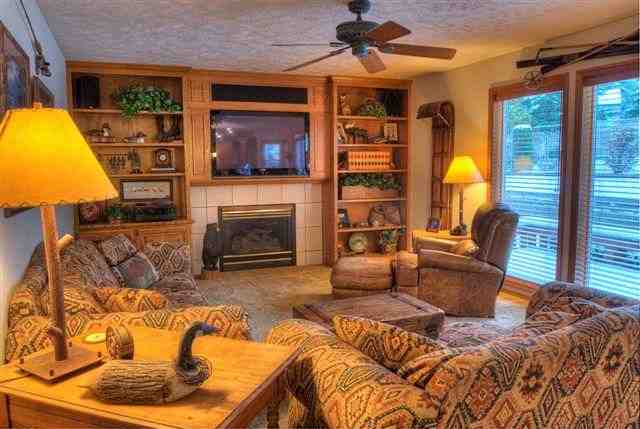 7020 N Fischer Ct - Photo 5