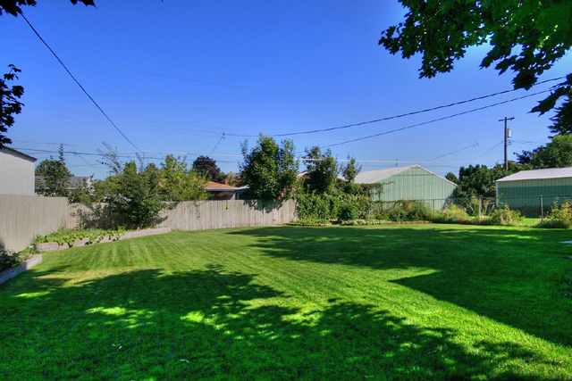 619 E Holyoke Ave - Photo 9