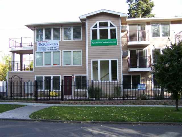 215 S Chestnut - Photo 1
