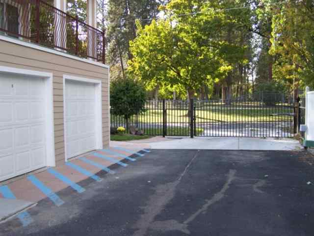 215 S Chestnut - Photo 5