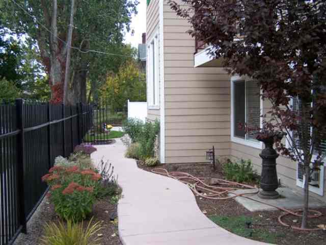 215 S Chestnut - Photo 6