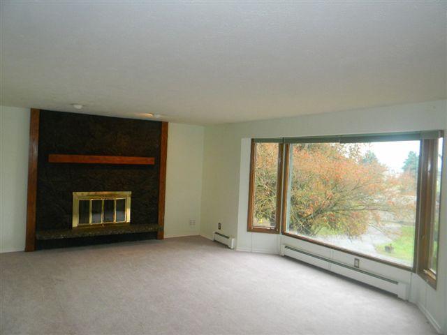 5305 N Sullivan Rd - Photo 2