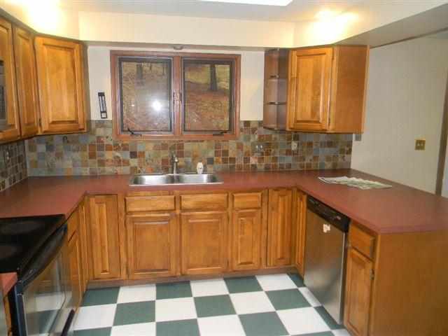 5305 N Sullivan Rd - Photo 4