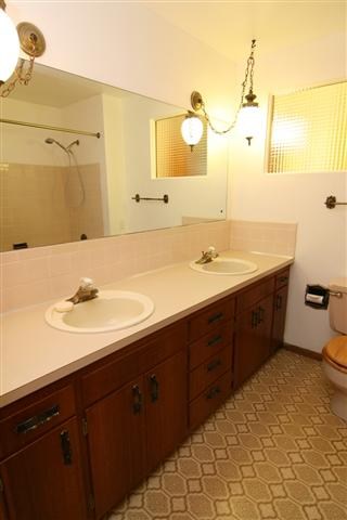 2427 E 40th Ave - Photo 11