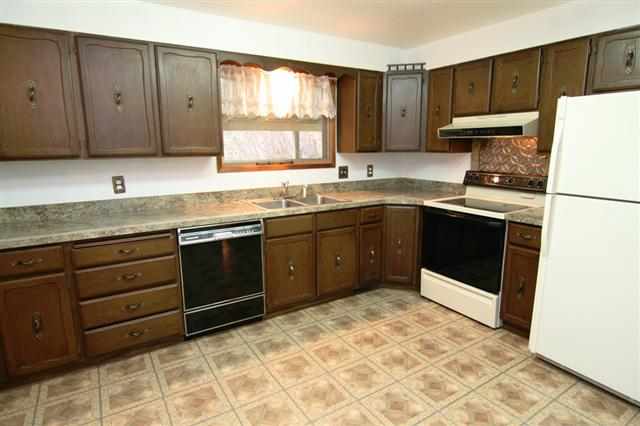 2427 E 40th Ave - Photo 5