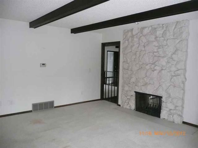 1921 E 25th Ave - Photo 4