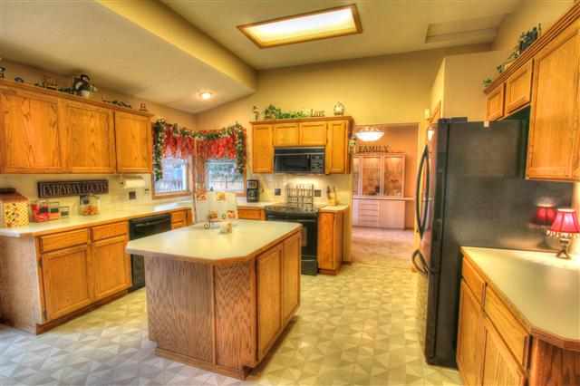 12115 E 37th Ct - Photo 4