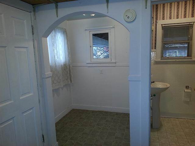 558 E HEROY - Photo 5