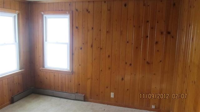 1015 Merriam St - Photo 5