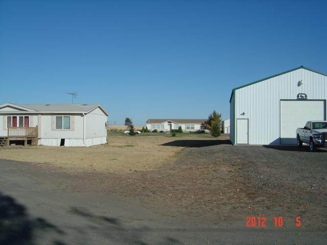 455 NE Adams - Photo 11