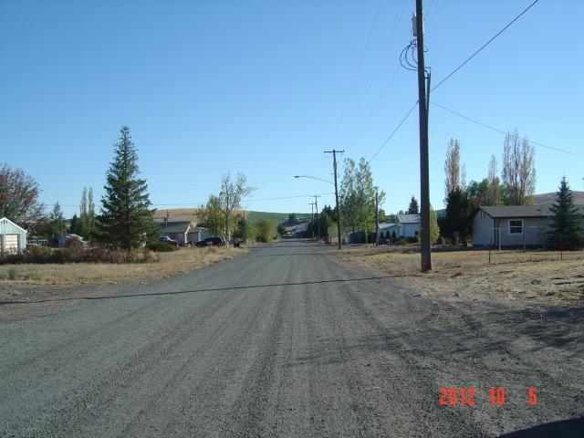 455 NE Adams - Photo 12