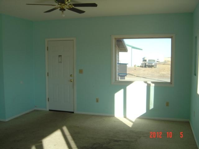455 NE Adams - Photo 3