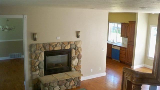 1806 S Custer St. - Photo 3