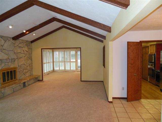 1834 E Thurston Ave - Photo 4