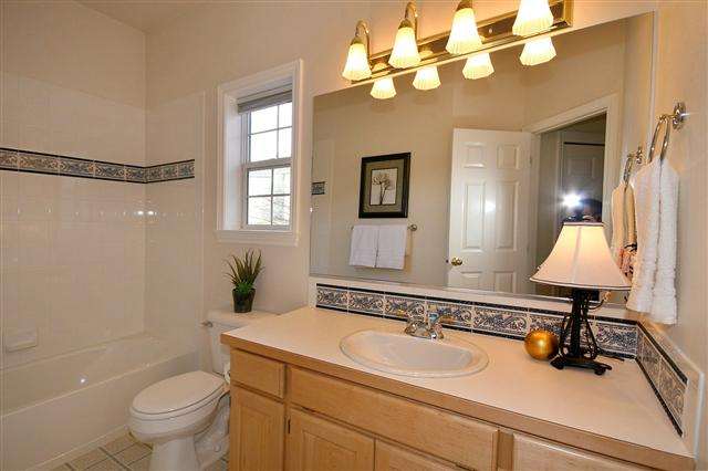 5524 S Southview - Photo 13