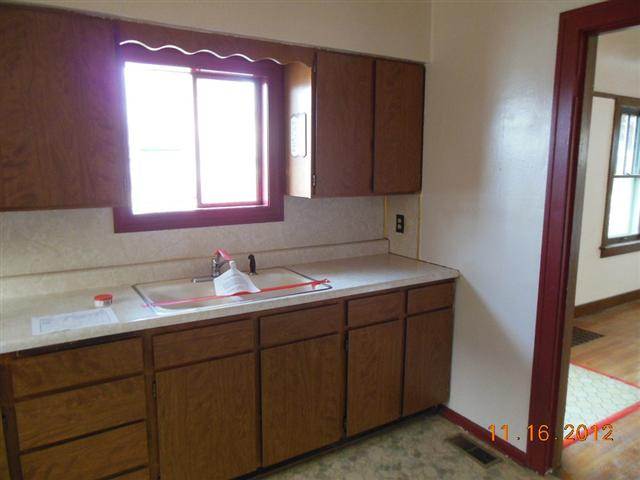 2115 W Sharp Ave - Photo 3