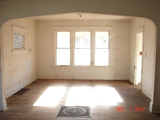 714 W Spofford Ave - Photo 5