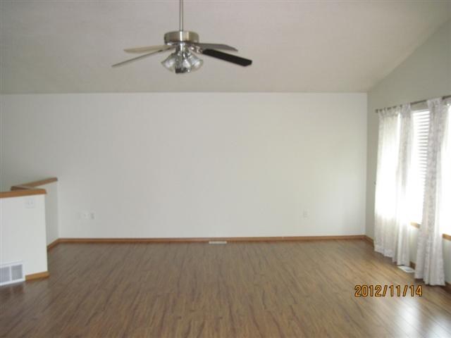 515 Princeton Ln - Photo 4