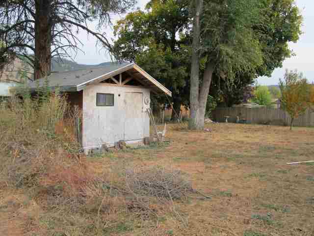 140 W 8th Ave - Photo 9