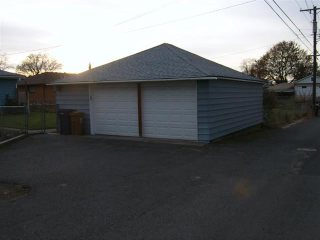 2422 W Broad Ave - Photo 20