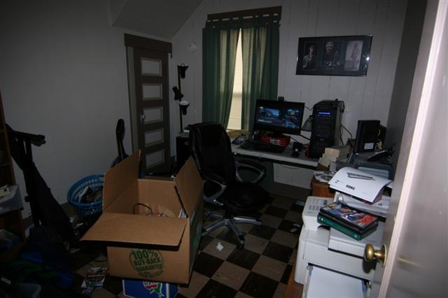 1023 E Nora Ave - Photo 3