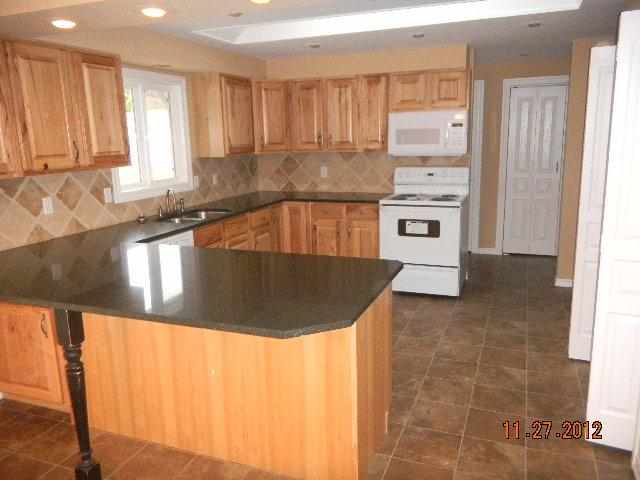 23815 E Trent Ave - Photo 4