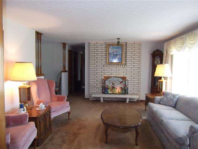6110 W Chippewa Ct - Photo 3
