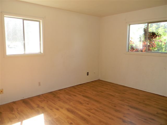 425 E 8th Ave - Photo 5