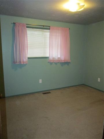 12805 E 31st Ave - Photo 10