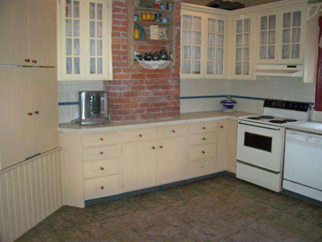 1017 E Mission Ave - Photo 11